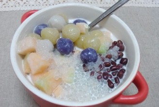 Coconut Milk Sago Taro Balls recipe