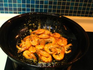 Stir-fried Shrimps with Mushrooms recipe