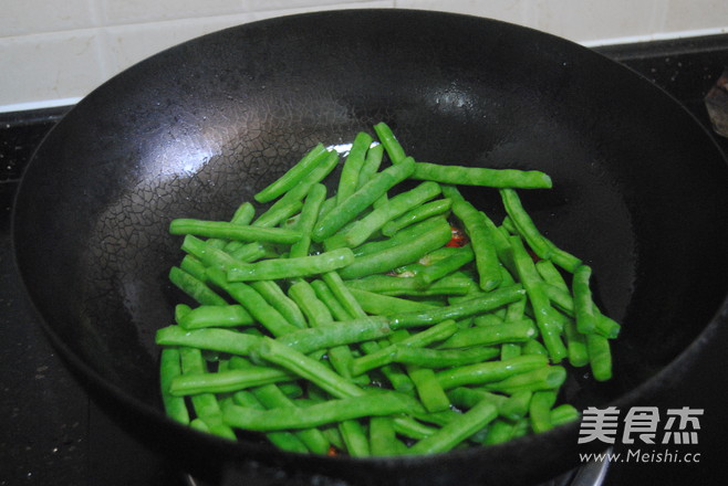 Green Beans with Sauce recipe
