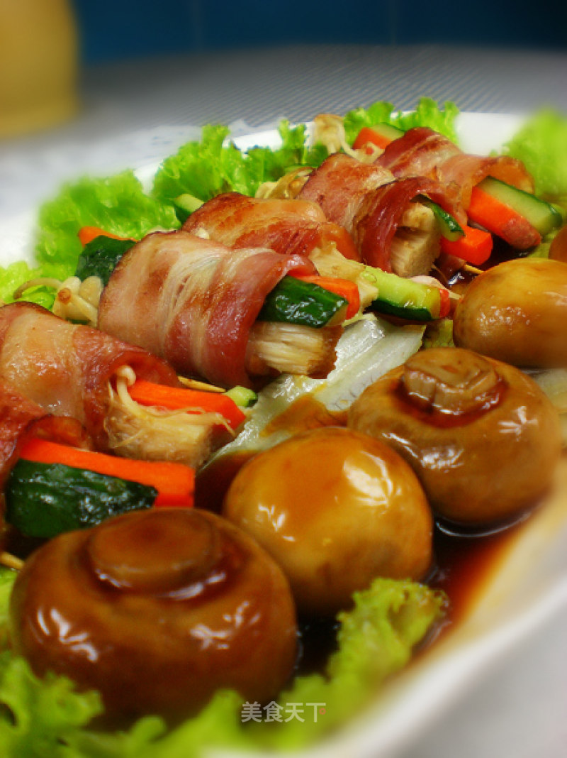 Shuang Mushroom Fresh Vegetable Bacon Roll recipe
