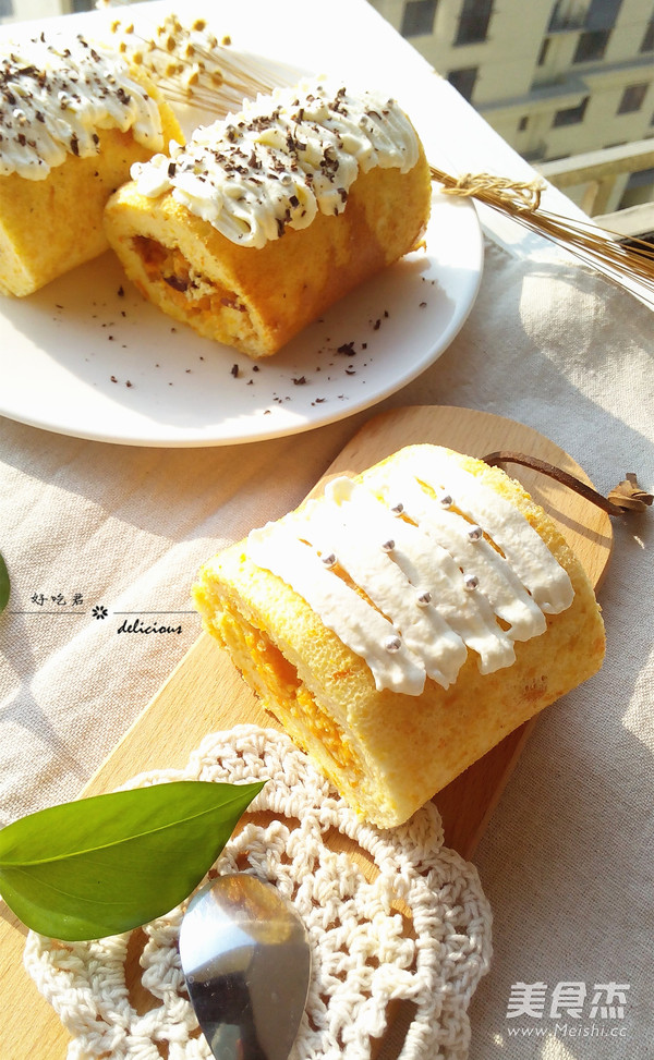 Pumpkin Cranberry Roll recipe