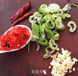 Stir-fried Capers with Minced Pork Vermicelli recipe