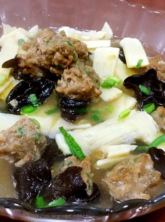 Winter Bamboo Shoots and Boiled Meatball Soup recipe