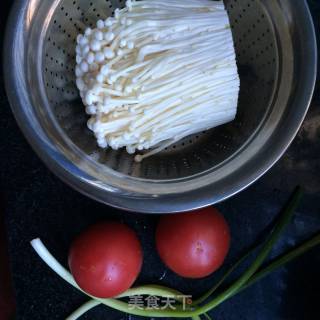 Enoki Mushroom in Tomato Sauce recipe