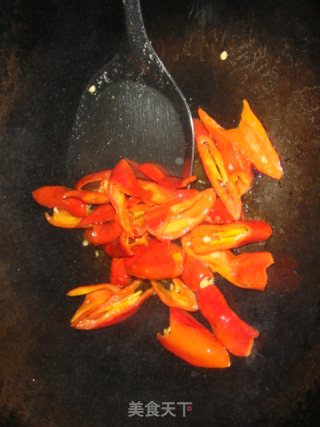 Stir-fried Yellow Leaf Vegetable with Red Pepper recipe