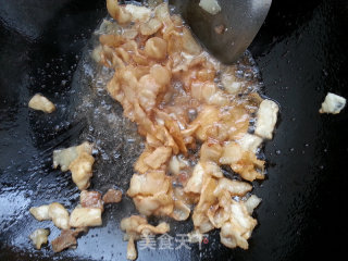 Stir-fried Pork Belly with Snow Peas and Carrots recipe
