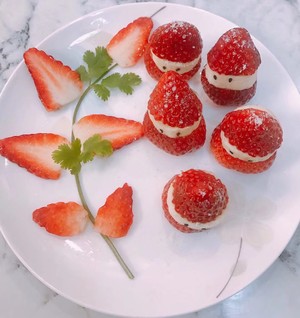 Various Strawberry Platter 🍓🍓creative Fruit Platter Continues to be Updated recipe