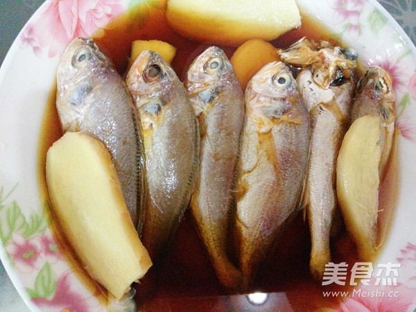 Scallion Oil Small Yellow Croaker recipe