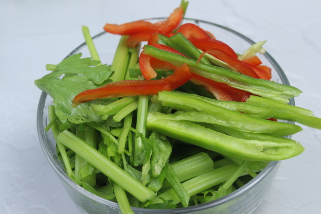 Celery Stir-fried Beef recipe