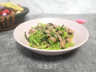 Celery Stir-fried Beef recipe