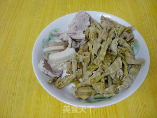 Fried Pork with Salty Dried Bamboo Shoots recipe