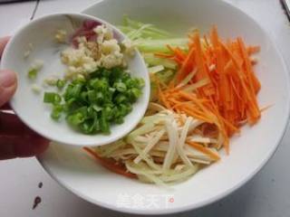Lettuce Mixed with Bean Curd recipe