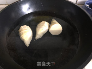Stir-fried Shredded Bamboo Shoots with Leek recipe