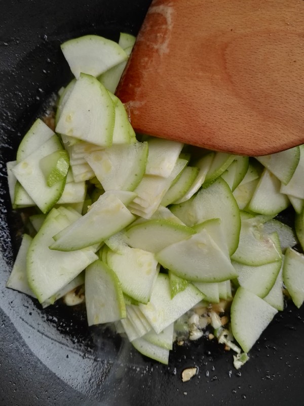 Green Pepper Zucchini Chubby Salad Dressing recipe