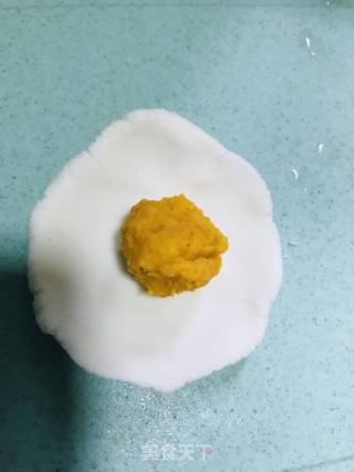 Glutinous Rice and Potato Balls recipe