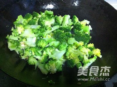 Fried Fungus with Broccoli recipe