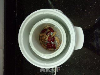 Bird's Nest with Red Dates recipe