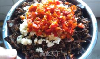 Food under Hunan Flavor--steamed Bacon with Salted Vegetables recipe