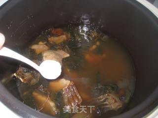 Puffed Fish Gill Green Sky Kwai Lean Meat Soup recipe