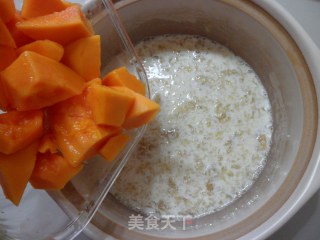 Be Nice to Yourself [papaya and White Fungus Stewed with Milk] recipe