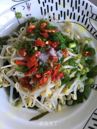 Kelp Shreds Mixed with Bean Sprouts recipe