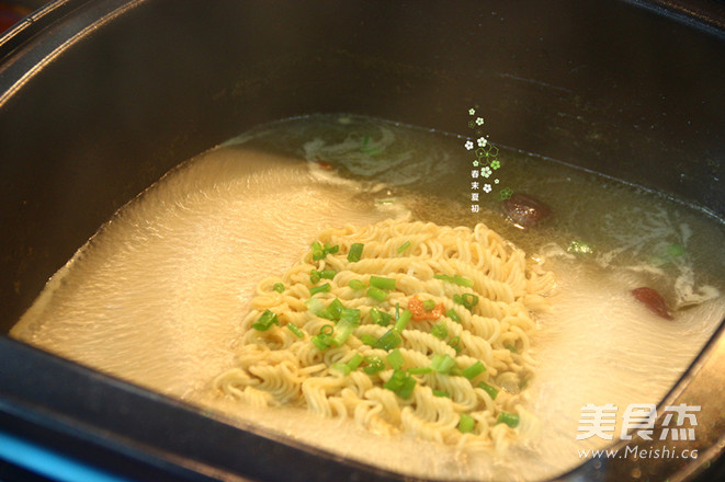 Cantonese Chicken Soup Hot Pot recipe