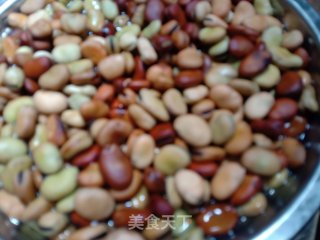 Stir-fried Beans with Soaked Cowpeas recipe