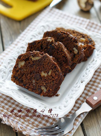 Brown Sugar Walnut Date Cake recipe