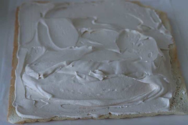 Caramel Lemon Duckwaz Cake Roll recipe