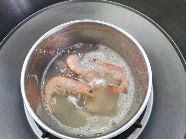 Wakame Seafood Tofu Soup recipe