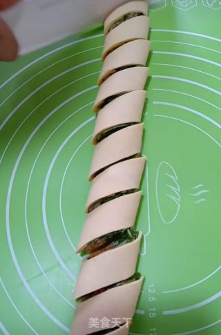 Home-made Shredded Pork with Beijing Sauce recipe