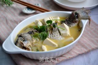 River Crucian Tofu Soup recipe