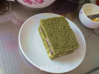 Colorful Dragon Fruit Sandwich recipe