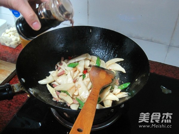 Stir-fried Dried Radish with Bacon recipe