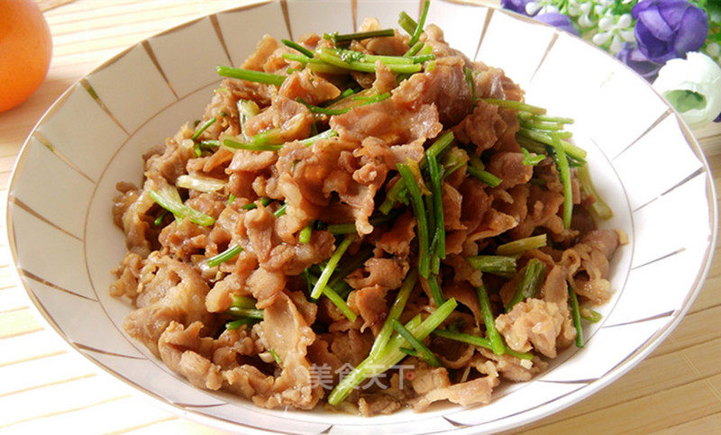 Stir-fried Lamb with Coriander Sticks recipe