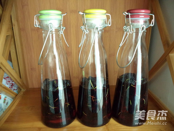 Homemade Mulberry Wine recipe