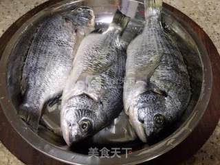 Delicious Steamed Standing Fish recipe