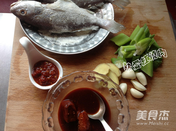 ——stewed Yellow Croaker with Fermented Bean Curd recipe