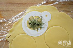 Matcha Lamb Biscuits recipe