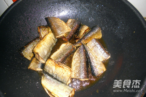 Home Stewed Saury recipe