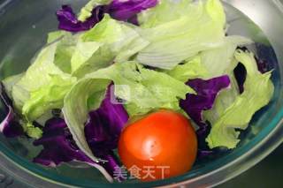 Nutritious Dinner-avocado Salad & Pan-fried Salmon recipe