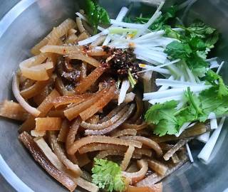 Braised Pork Skin Spicy Mix recipe