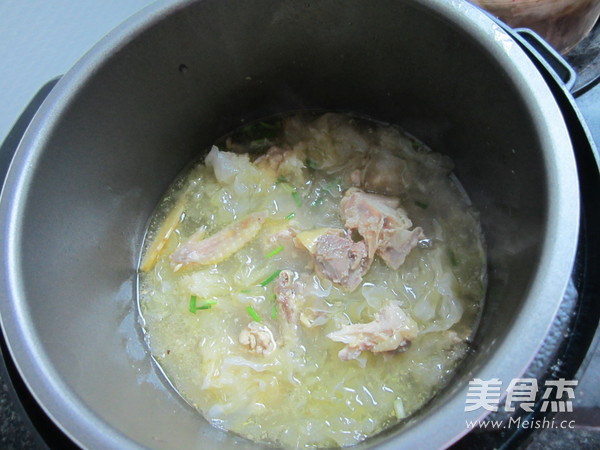 Electric Pot Stewed Chicken Soup recipe