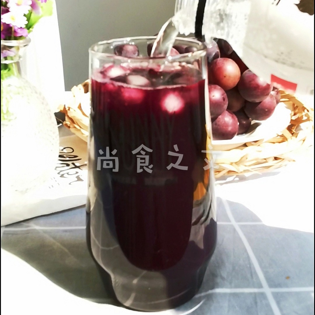 Grape Sparkling Water recipe