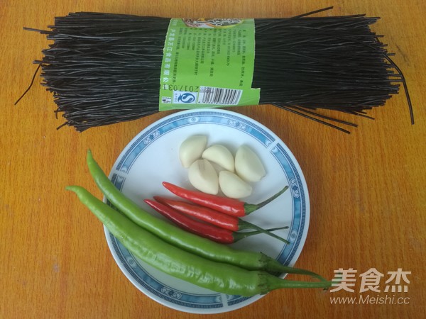 Appetizer-hot and Sour Fern Root Noodles recipe