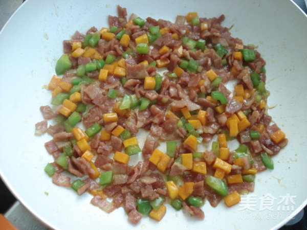 Bacon Diced Vegetables Xiaowotou recipe