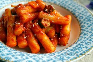 Korean Spicy Stir-fried Rice Cake recipe