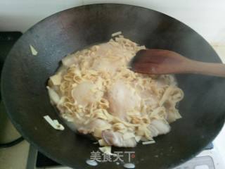 Warm Gourmet Pork Belly Stewed with Dried Tofu recipe