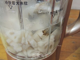 Lotus Root Carp Soup recipe