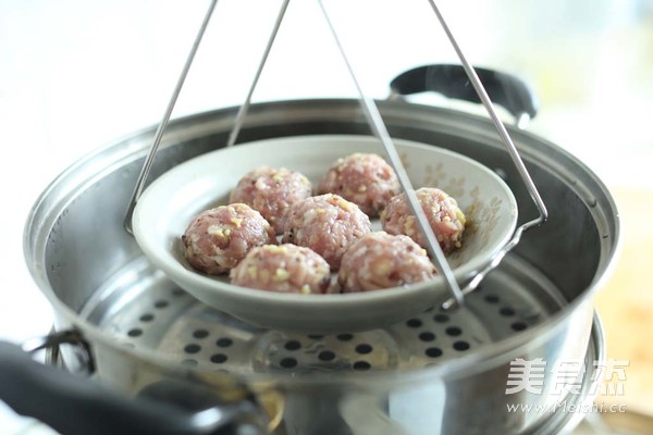 Steamed Pork Meatballs recipe